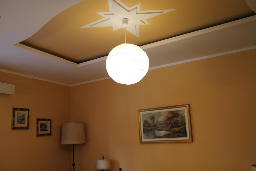 Osteria Battello Hotell Caslano Eksteriør bilde