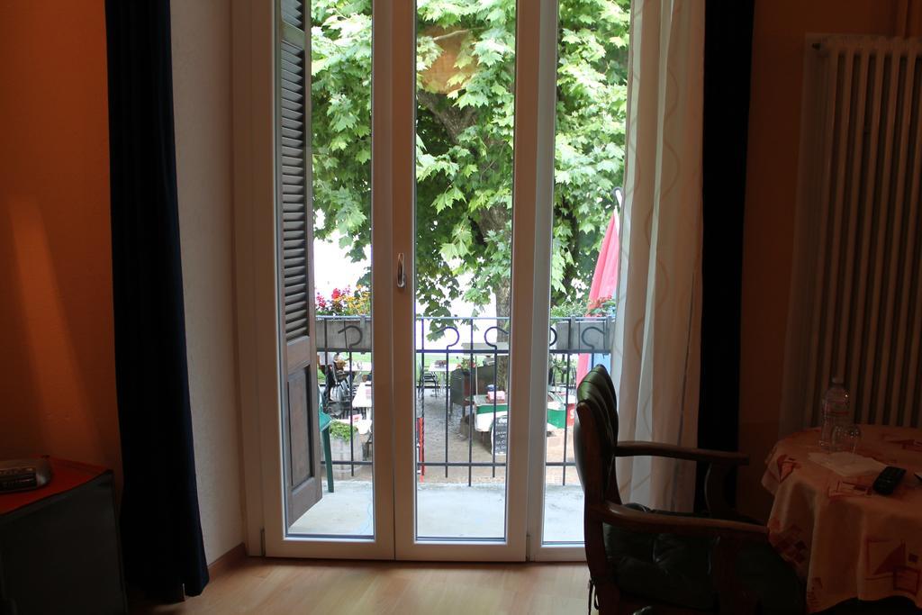 Osteria Battello Hotell Caslano Eksteriør bilde